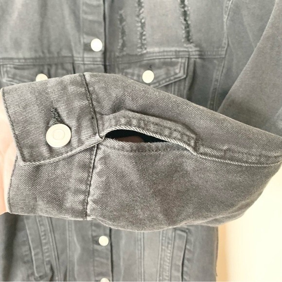 Love Tree Denim Black Oversized Distressed Jean Jacket Small - Picture 5 of 13